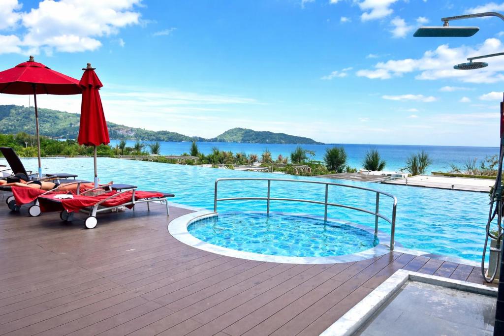 Patong Beachfront Resort – Phuket